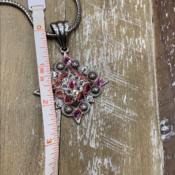 SALE 🥂Sexy pink crystal necklace - Picture 8 of 8